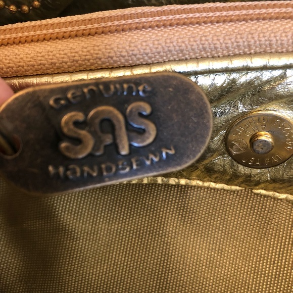 SAS Genuine Leather Handbag 🌟 - Picture 11 of 16